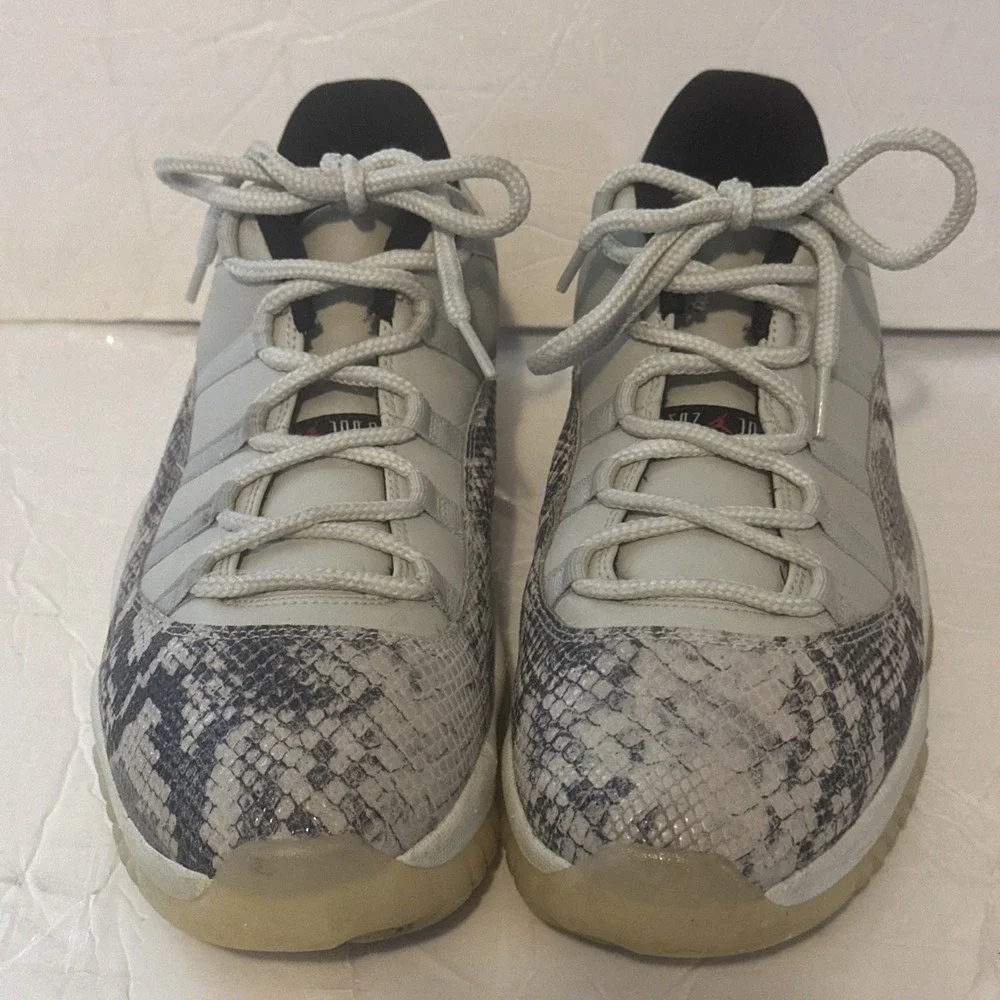 Jordan Air Jordan 11 Retro Low White Gray Snakeskin Men's Low Top Size 12